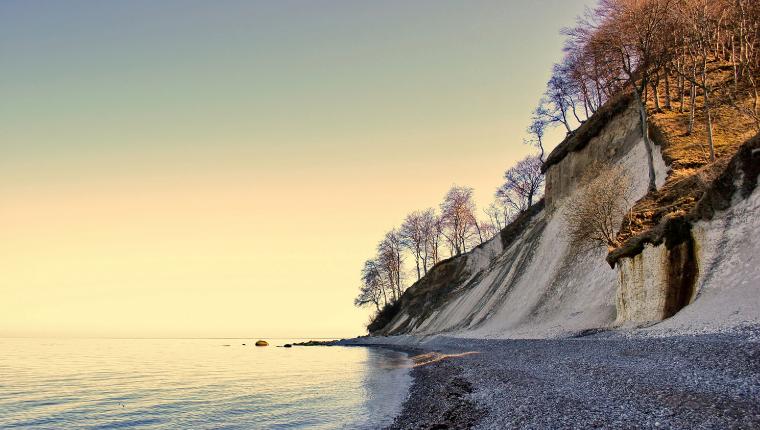 Rügen - Weiße Felsen, grüne Wälder