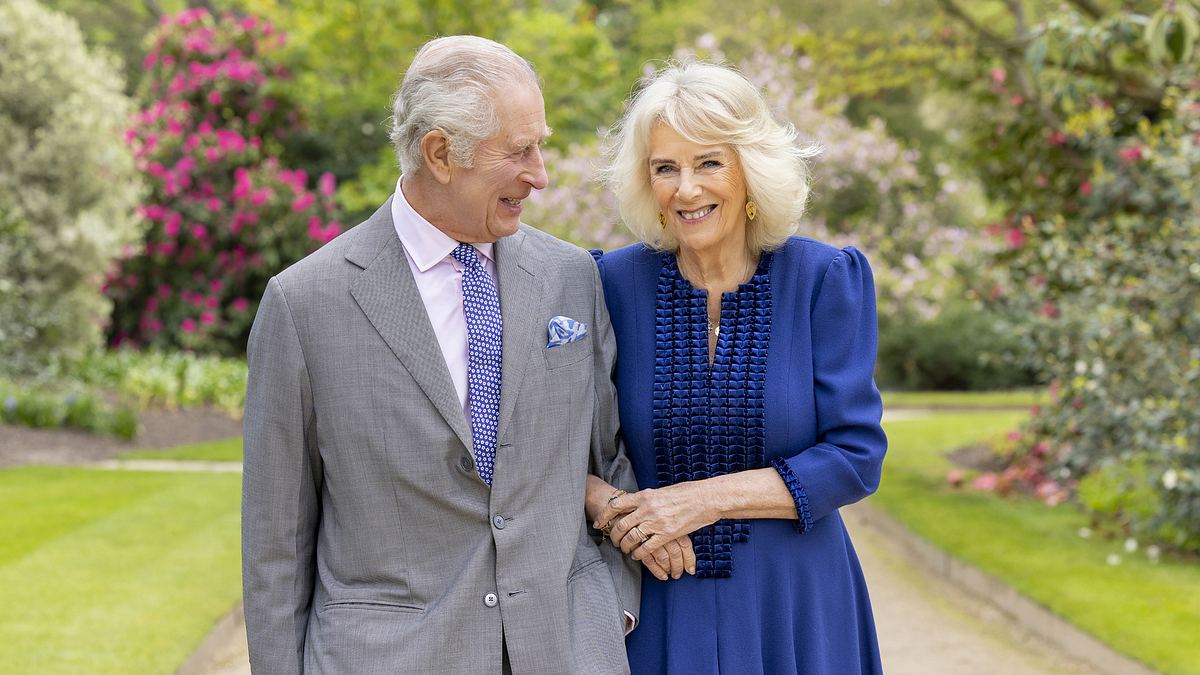 camilla - geliebte. gemahlin. königin.