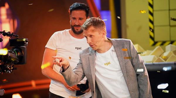 Oliver Pocher und Michael Wendler - Foto: TVNOW / Stefan Gregorowius