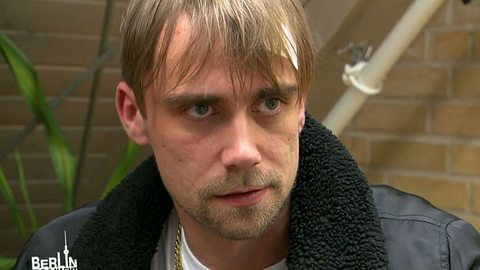 BTN: Schmidti hat ein Aneurysma - Foto: RTLzwei