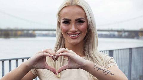 Köln 50667-Stella: Sexy Bikini-Bilder von Paulina Ljubas - Foto: RTLzwei