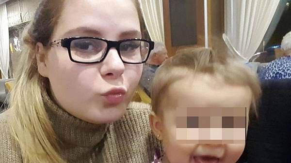 Calantha Wollny schickte ihre Tochter Cataleya Wollny allein mit Silvia in den Türkei-Urlaub - Foto: Instagram.com/calantha_wollny/