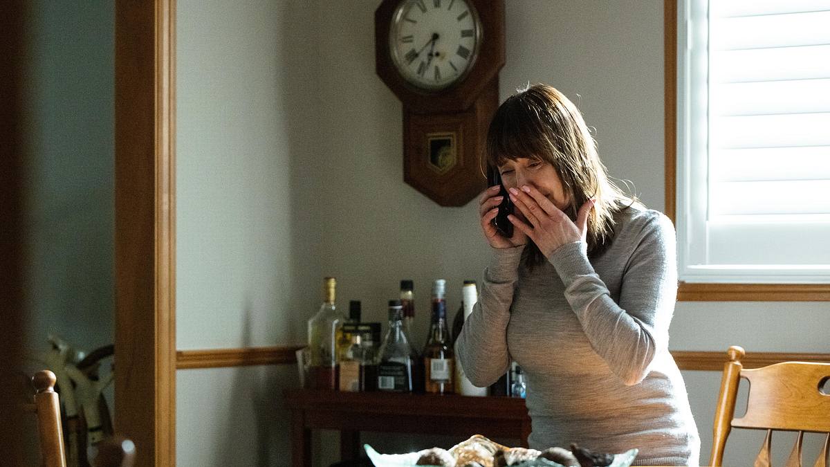 das böse im blick - augenzeuge kamera