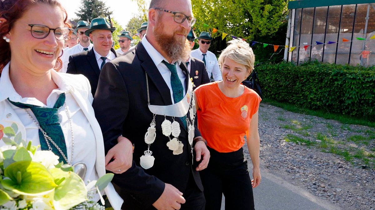Sabine Heinrich umrundet NRW sabine heinrich umrundet nrw