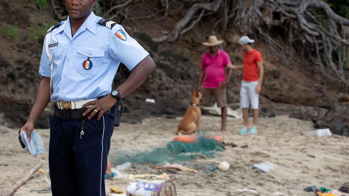 death in paradise