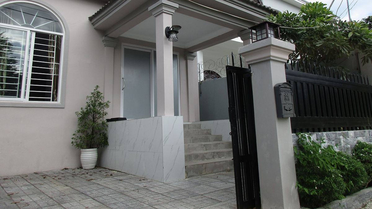 house hunters international
