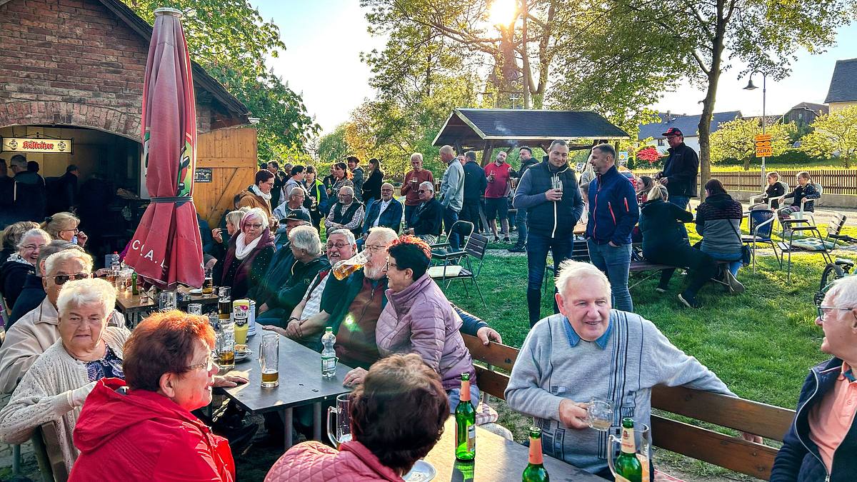 unser dorf hat wochenende