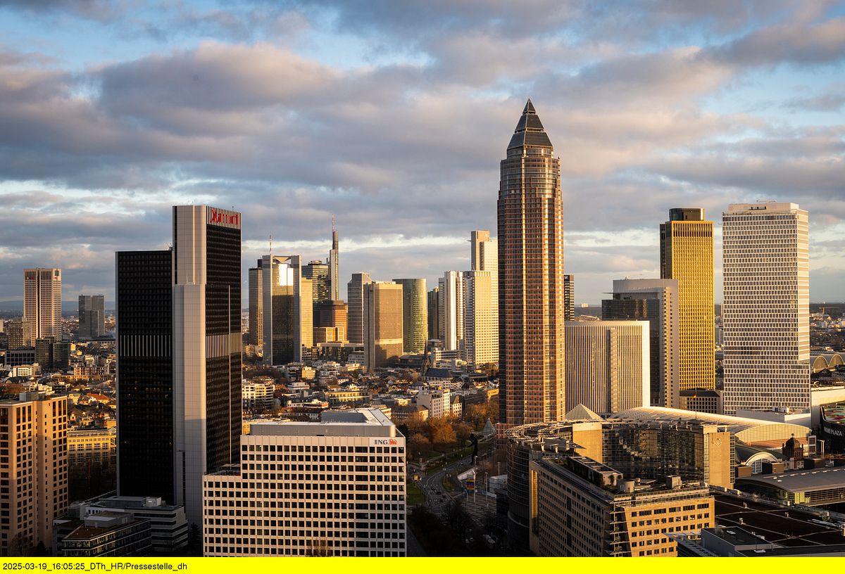 inside skyline frankfurt