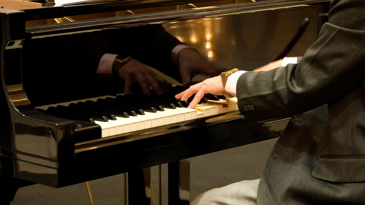 roberto giordano spielt brahms und beethoven