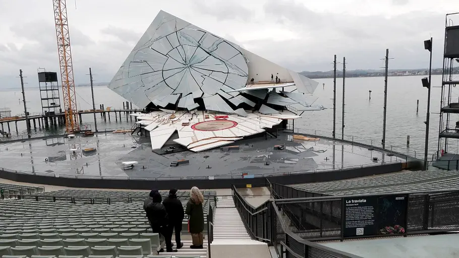 bregenzer festspiele: verdis la traviata - hinter den kulissen der größten seebühne der welt