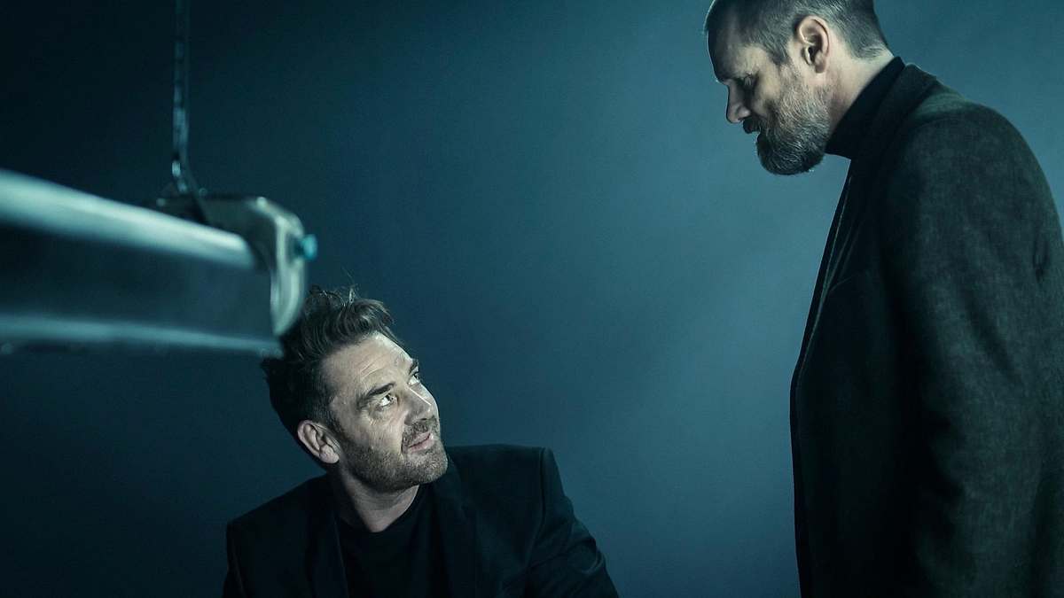Dark Crimes Dark Crimes