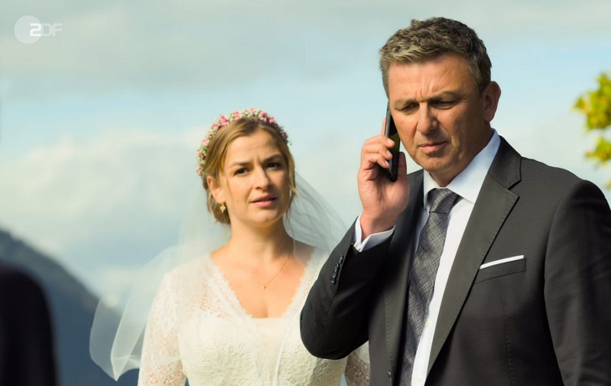 Bergdoktor-Hochzeit von Anne und Martin fällt ins Wasser