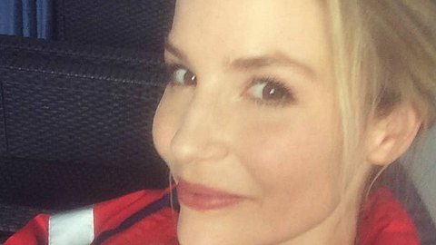 Schwanger? In aller Freundschaft-Star Mirka Pigulla überrascht mit Bauch-Foto - Foto: Instagram/Die jungen Ärzte