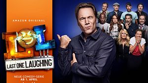 LOL: Last One Laughing | Michael Bully Herbig präsentiert die verrückteste Comedy-Show des Jahres - Foto: „Hat da jemand gelacht?“ – Michael Bully Herbig hat in „LOL: Last One Laughing“ ein genaues Auge auf einige der besten Comedy-Stars Deutschlands. Foto: Amazon