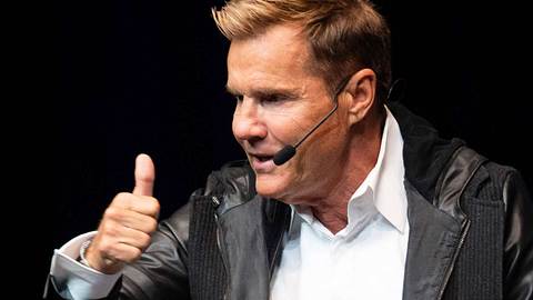 Sehr zufrieden: Dieter Bohlen hat nach DSDS-Aus neue Pläne - Foto: Imago Images/Plusphoto
