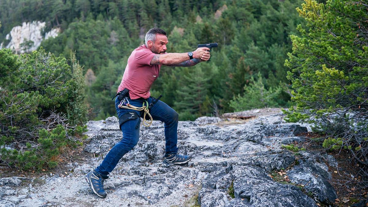 on the edge: showdown in den bergen