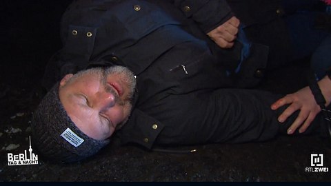 Berlin - Tag und Nacht-Attentat: Joe von Schüssen getroffen! - Foto: RTLzwei