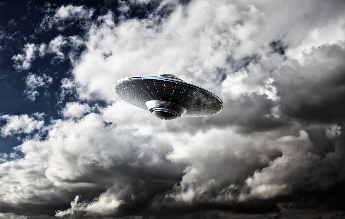 UFO-Theorien - Zwischen Fakt und Fiktion ufo-theorien - zwischen fakt und fiktion