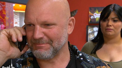BTN: Joe erfährt von Paulas Freilassung - Foto: RTLzwei