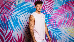 Love Island 2021: Dennis - Foto: RTLZWEI / Magdalena Possert
