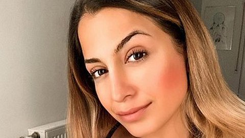 jenefer-riili-haendchen-haltend-wer-ist-der-unbekannte - Foto: instagram/jenefer_riili