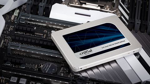 Crucial-SSD auf Mainboard - Foto: Crucial/PR