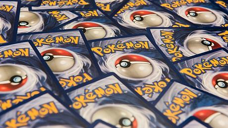Pokemon-Karten - Foto: iStock/apilarinos
