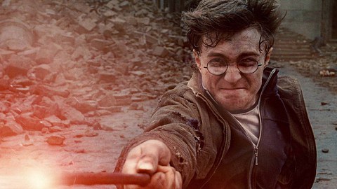 Harry Potter: Regisseur will neuen Film mit Poltergeist „Peeves“ - Foto: IMAGO / Everett Collection