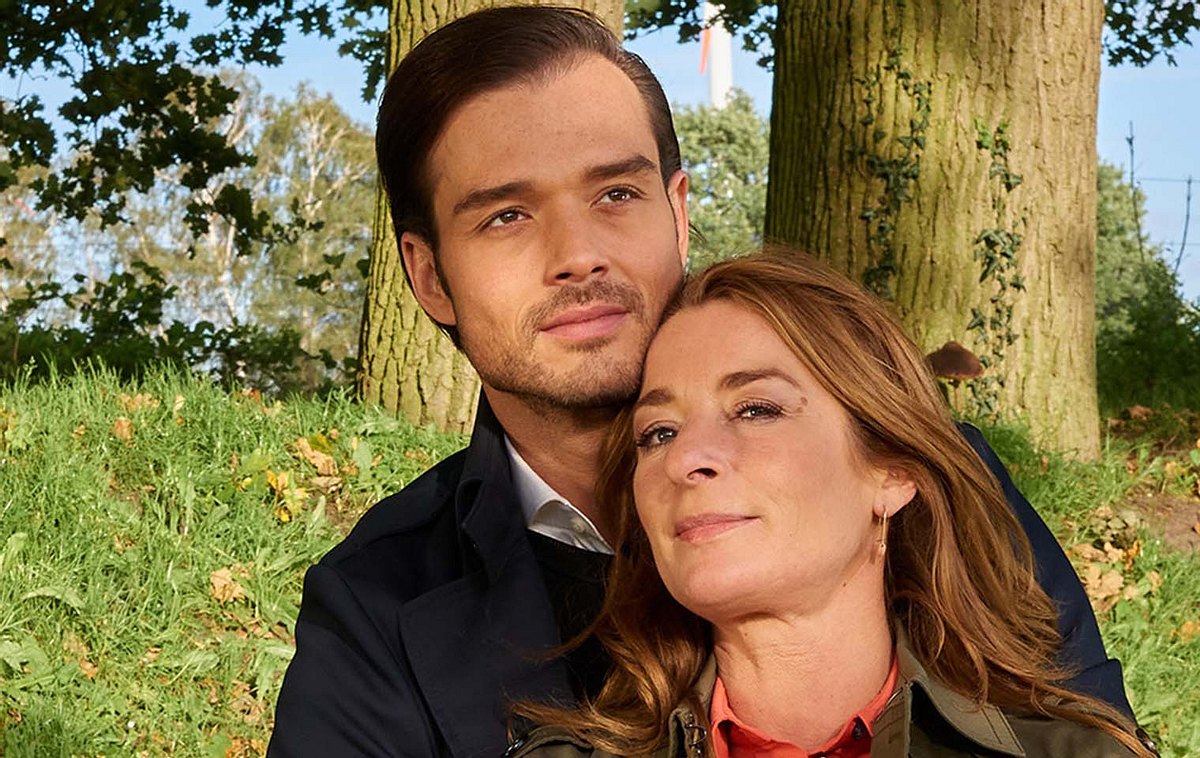 „Rote Rosen“: Carla und Philip kehren Lüneburg den Rücken!