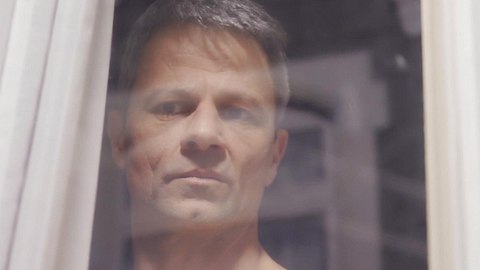 Unter Uns-Vorschau: Benedikt droht der Serientod! - Foto: RTL