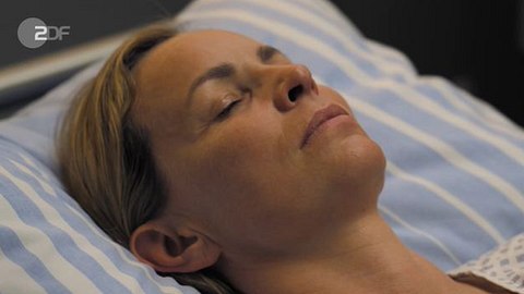 Bergdoktor: Wann erwacht Franziska aus dem Koma? - Foto: Screenshot/ZDF