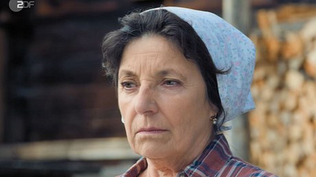 Bergdoktor-Staffel 15, Folge 4: Lisbeth macht Thea eine Ansage - Foto: Screenshot/ZDF