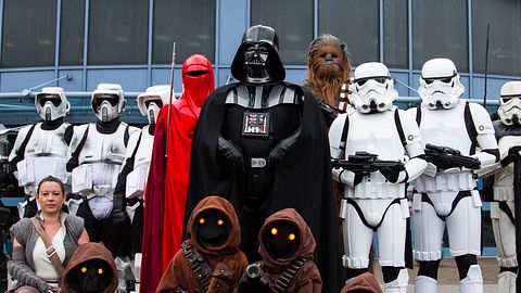 Star Wars Fanartikel für Erwachsene - Foto: iStock/Teamjackson