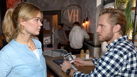 paul-gina-gzsz-schwanger - Foto: RTL/ Rolf Baumgartner