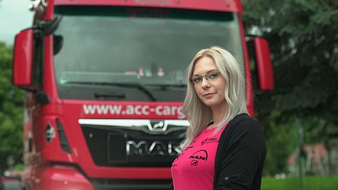 Trucker Babe Christin Rehn schwer erkrankt - Foto: Kabel Eins