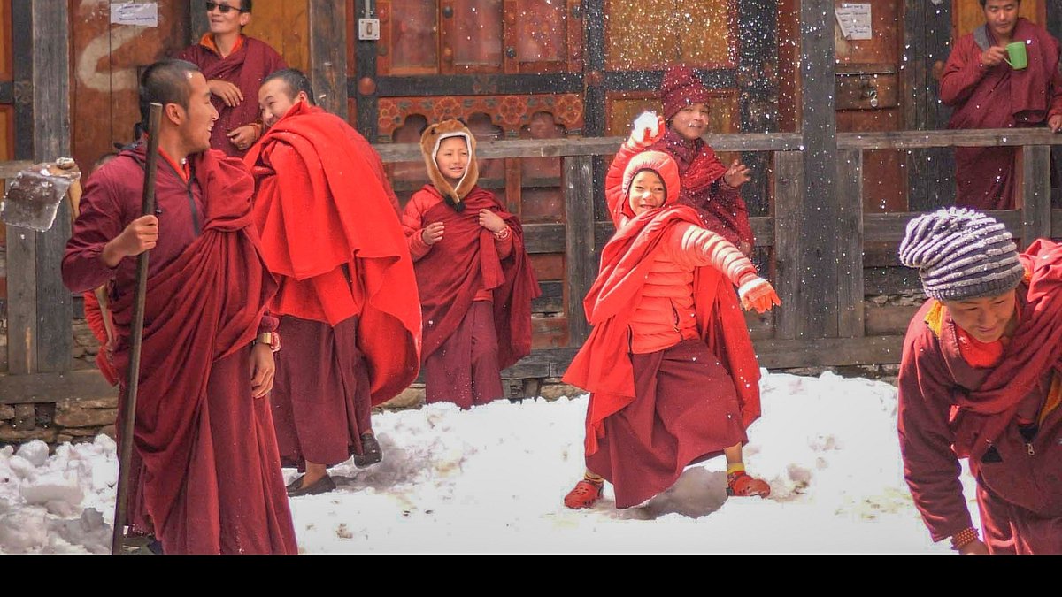bhutan - glücksland im wandel
