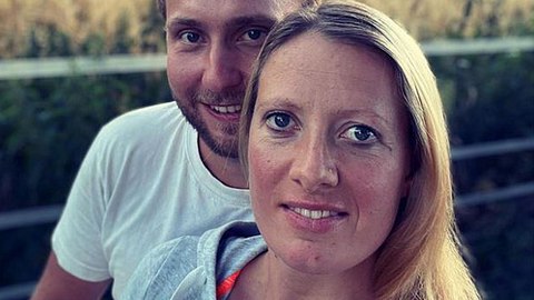 Denise Munding und ihr Verlobter Nils Dwortzak werden Eltern - Foto: Instagram/Denise Munding