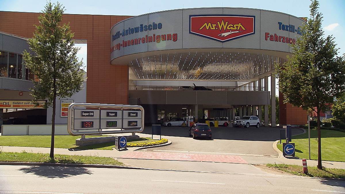 waschen, wachsen, föhnen - die größte waschstraße der welt