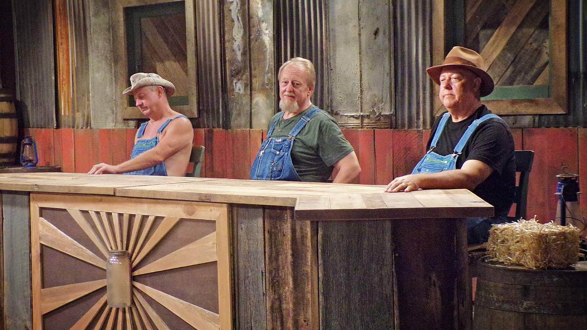 Moonshiners: Master Distiller moonshiners: master distiller