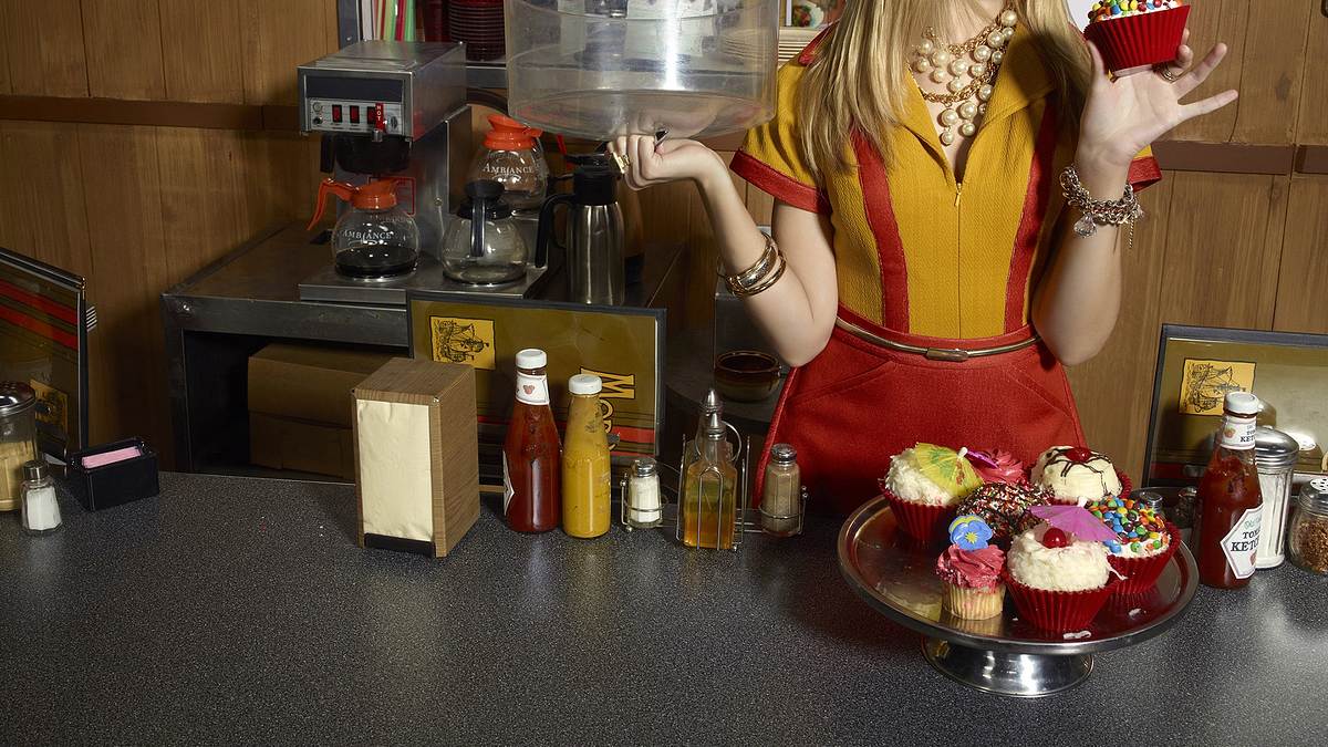 2 broke girls
