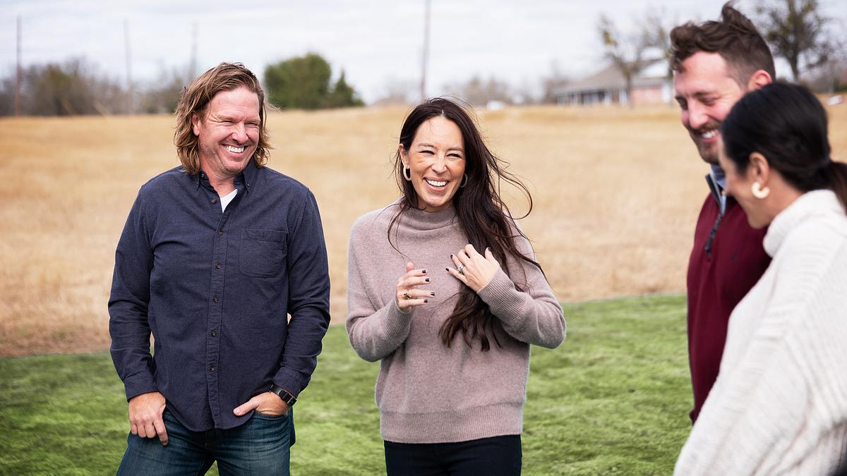 fixer upper: welcome home