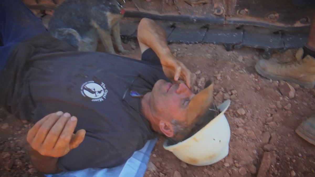 outback opal hunters - edelsteinjagd in australien