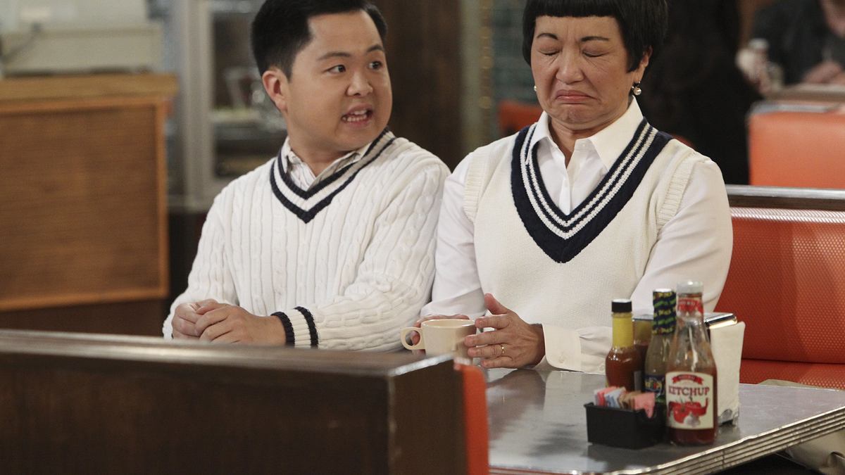 2 broke girls