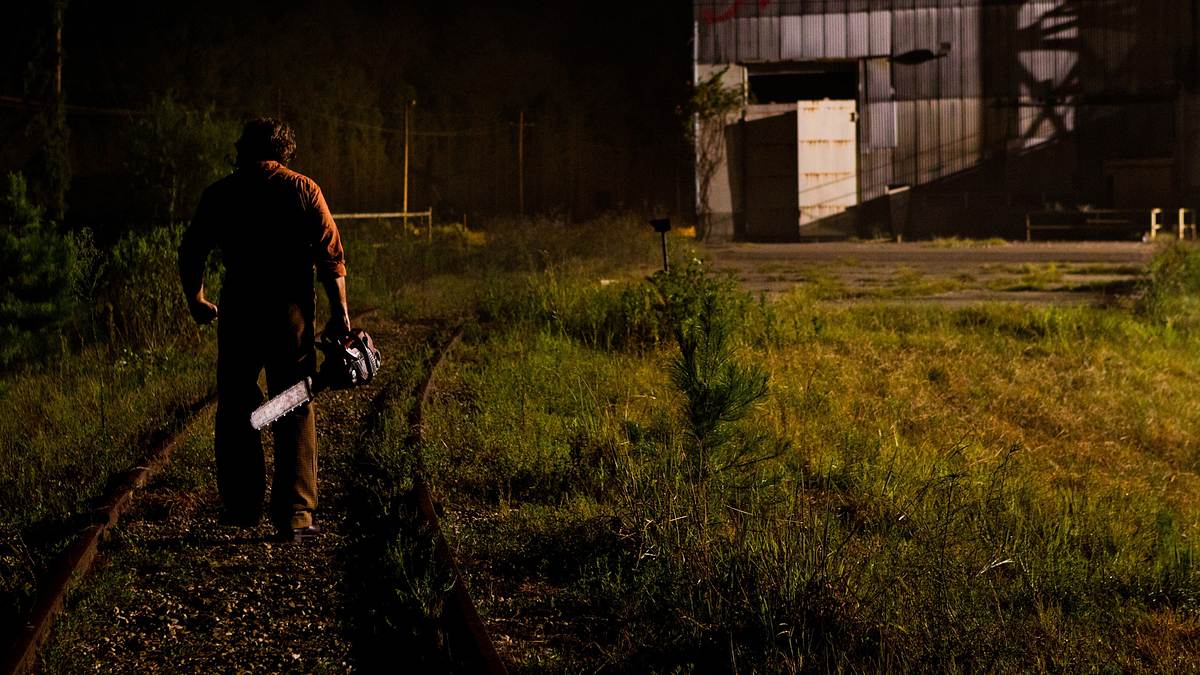 the texas chainsaw massacre - the legend is back