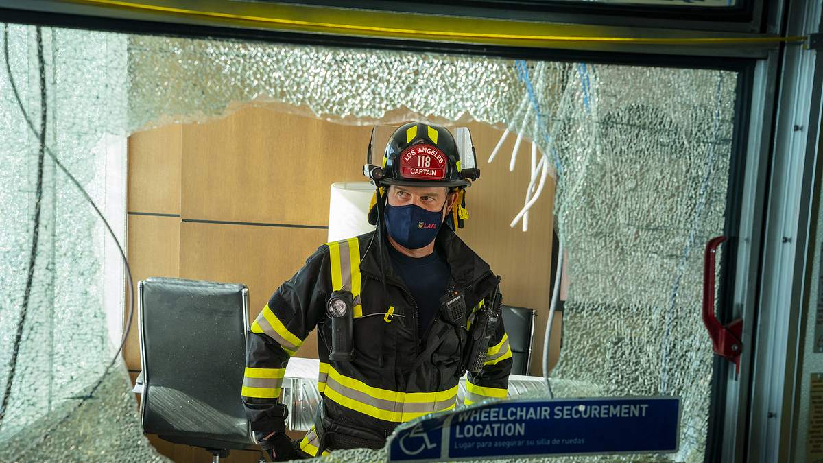 9-1-1 notruf l.a.