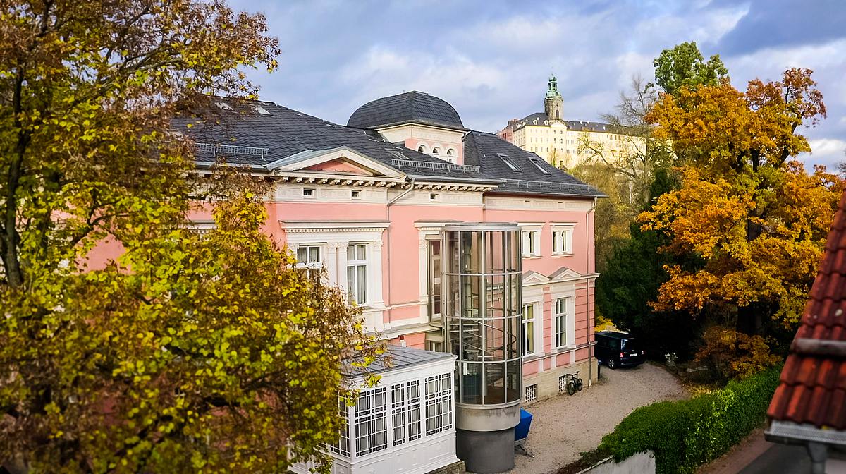 Auktionshaus Wendl in Rudolstadt: Schätze unterm Hammer auktionshaus wendl in rudolstadt: schätze unterm hammer