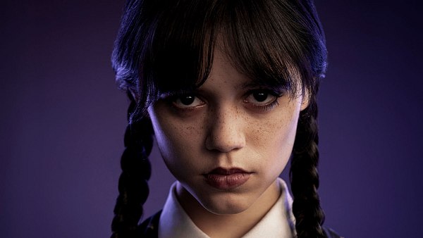 Wednesday. Jenna Ortega as Wednesday Addams in Wednesday. Cr. Matthias Clamer/Netflix © 2022 - Foto: MATTHIAS CLAMER/NETFLIX