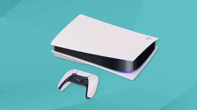 PS5 bei rekuy kaufen: Die Sony-Konsole als geprüftes Gebrauchtgerät abstauben - Foto: TVMovie / PR