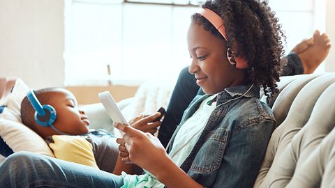 Die besten mp3-Player für Kinder - Foto: iStock/gradyreese