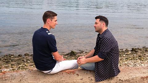 „Unter Uns“-Schock | Ringo & Easy: „Wir beide ziehen weg aus Köln“ - Foto: RTL / Stefan Behrens